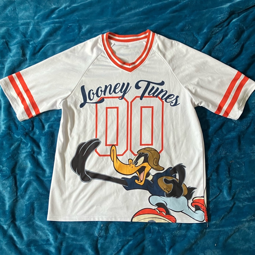 Looney Tunes Graphic T-Shirt